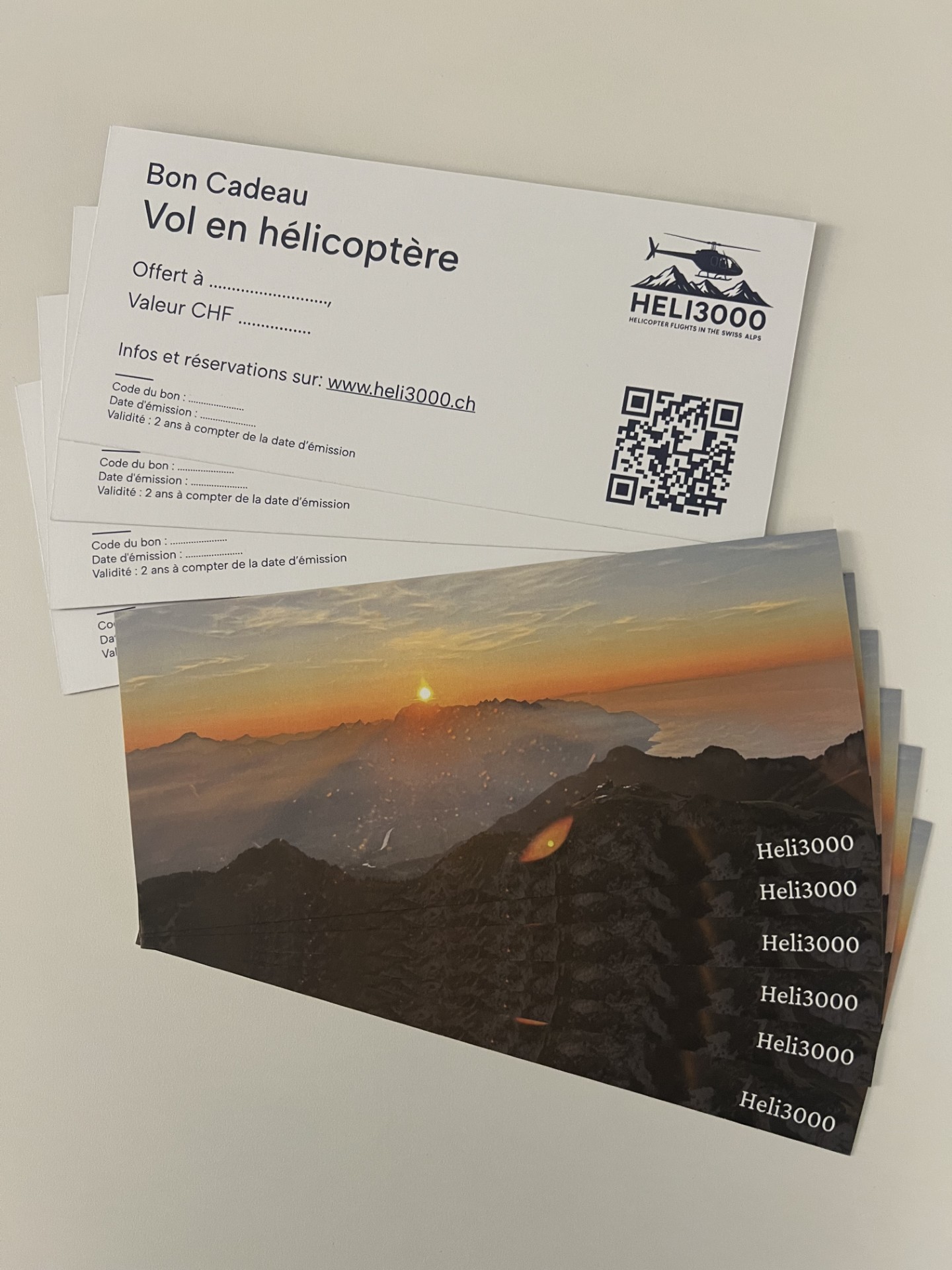 Idée cadeau Heli3000 en valeur pour vols en hélicoptère en Suisse