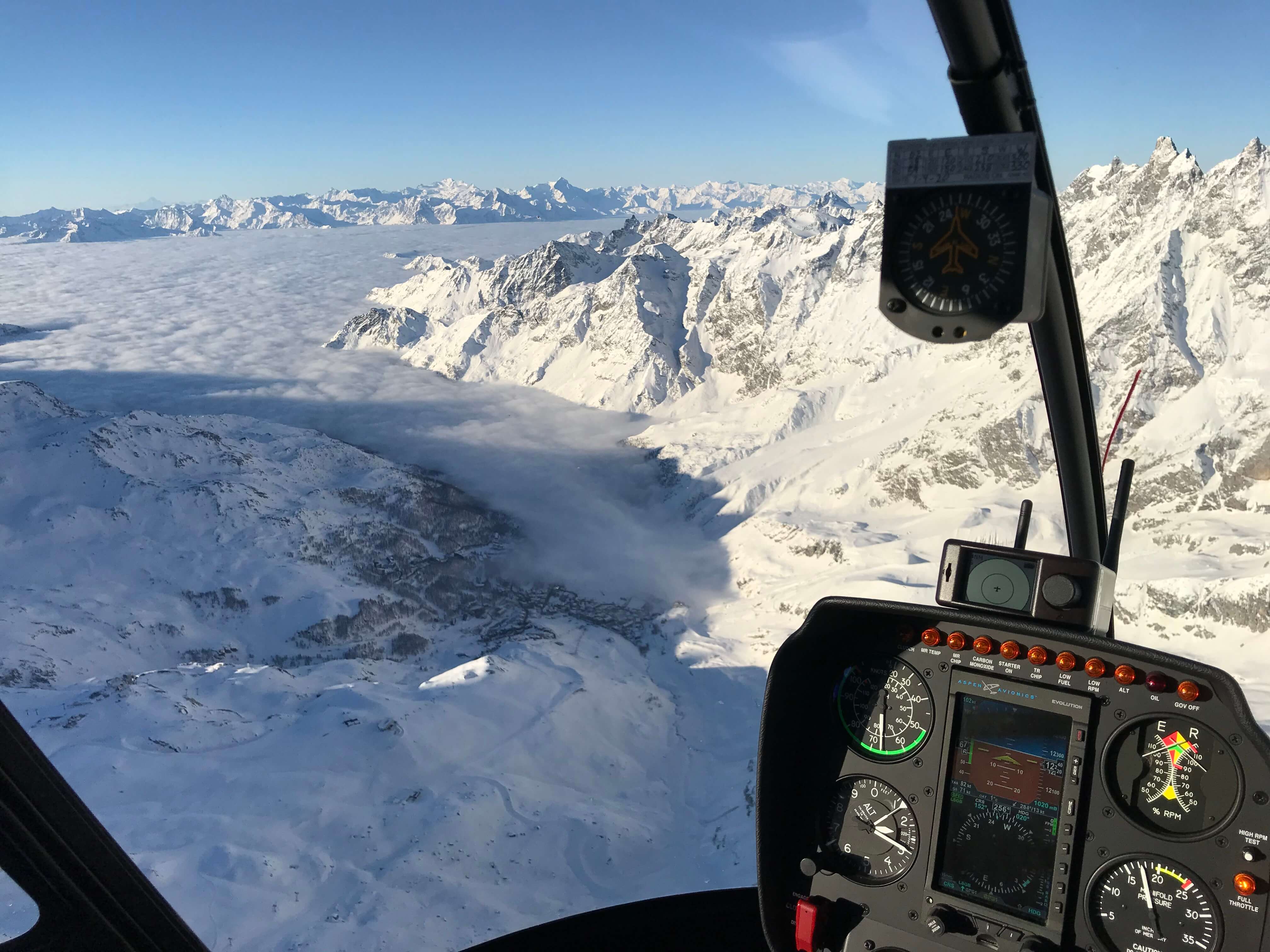 Vues sur les montagnes alpines